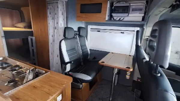 Rent a Camper Van in Morocco | Airport Transfers | Über Camping-car en voyage à travers les paysages majestueux du Maroc avec Camper Van Rentals Morocco