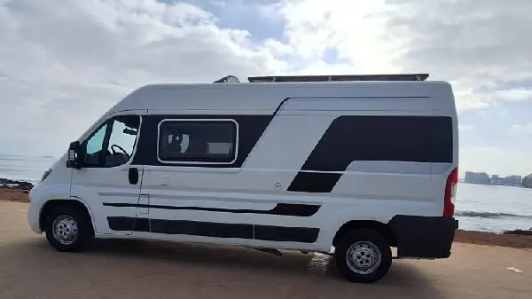 Rent a Camper Van in Morocco | Airport Transfers | Über Camping-car en voyage à travers les paysages majestueux du Maroc avec Camper Van Rentals Morocco