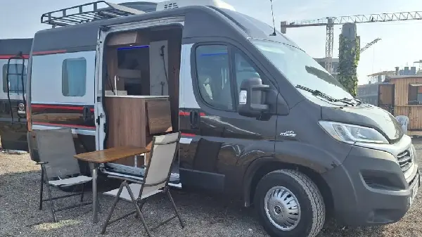 Rent a Camper Van in Morocco | Airport Transfers | Über Camping-car en voyage à travers les paysages majestueux du Maroc avec Camper Van Rentals Morocco