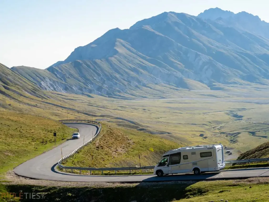 Rent a Camper Van in Morocco | Airport Transfers | CAN 2025 au Maroc : comment bien organiser son séjour avec un camping-car CAN 2025 Maroc organisation du séjour et déplacements en camping-car