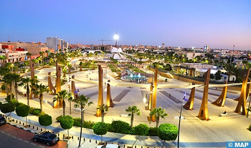 Rent a Camper Van in Morocco | Airport Transfers | Großer Süden & Dakhla im Wohnmobil Marokko (15–18 Tage) Jardin public à Laâyoune, étape reposante en Camping-Car Maroc