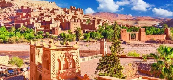 Rent a Camper Van in Morocco | Airport Transfers | Komplette Marokko-Rundreise mit Wohnmobil und 4×4 Geländewohnmobil (25–30 Tage volles Abenteuer) ouarzazate, porte du désert marocain, circuit en 4x4 Camper Overland Off-Road Maroc